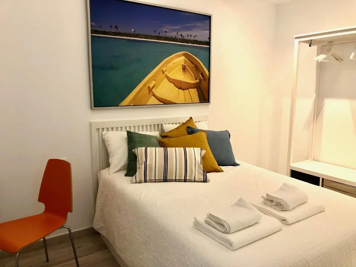 Foodies Location. Surf. Netflix . 3 Bdr San Sebastian